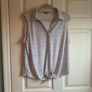 Adrianna Papell White and Black Sleeveless Blouse